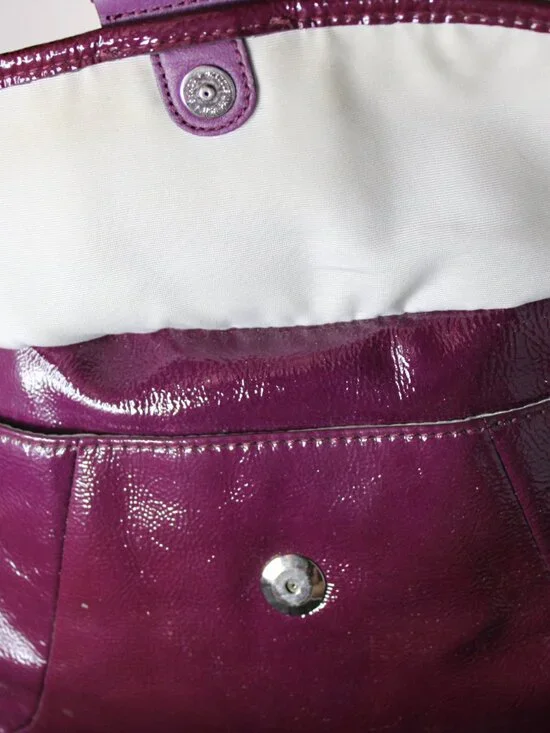 Authentic COACH Soho Plum Patent Leather Crossbody Shoulder Bag - Picture 13 of 16